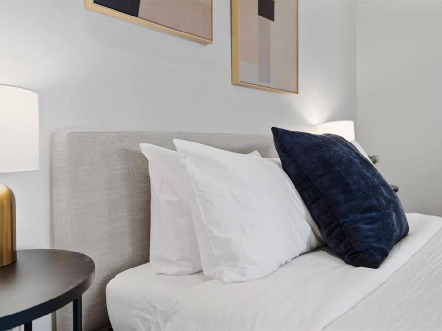 Cozysuites Dream 1Br, Ppg Paints Arena, Pitts Pittsburgh Eksteriør billede